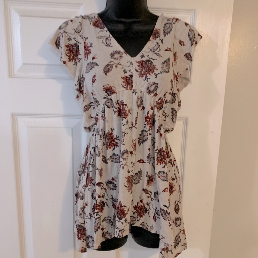 Maurices top